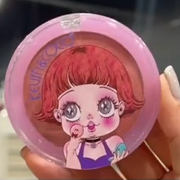 Compact by Kevin and coco - Picture 1 of 1